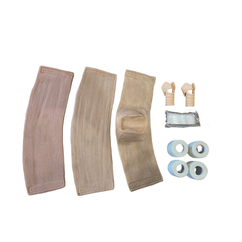 Simulatore indossabile di addestramento per cricotiroidotomia